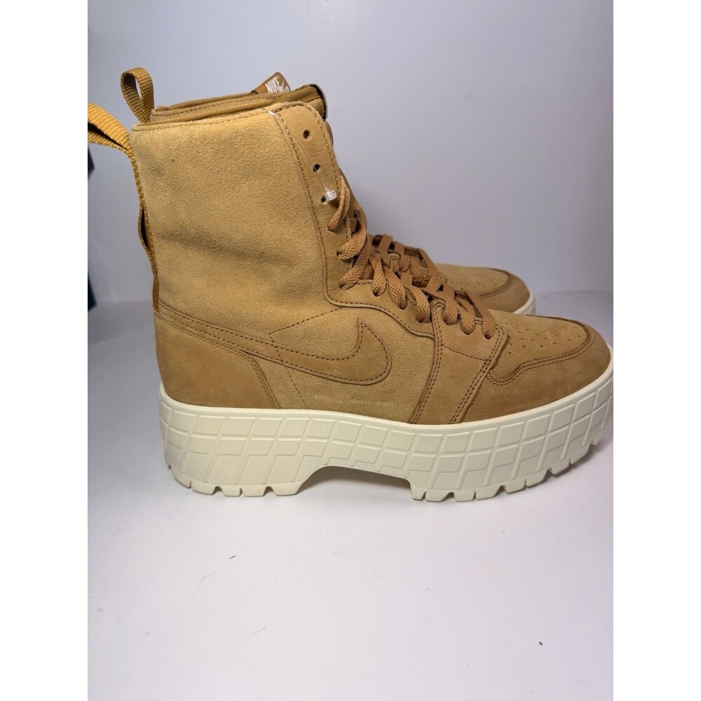 NIB Air Jordan 1 Brooklyn Wheat Platform Boots Women's Size 11.5 FJ5737-700